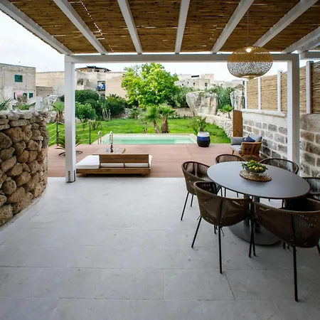 Le Dimore - Con Piscina